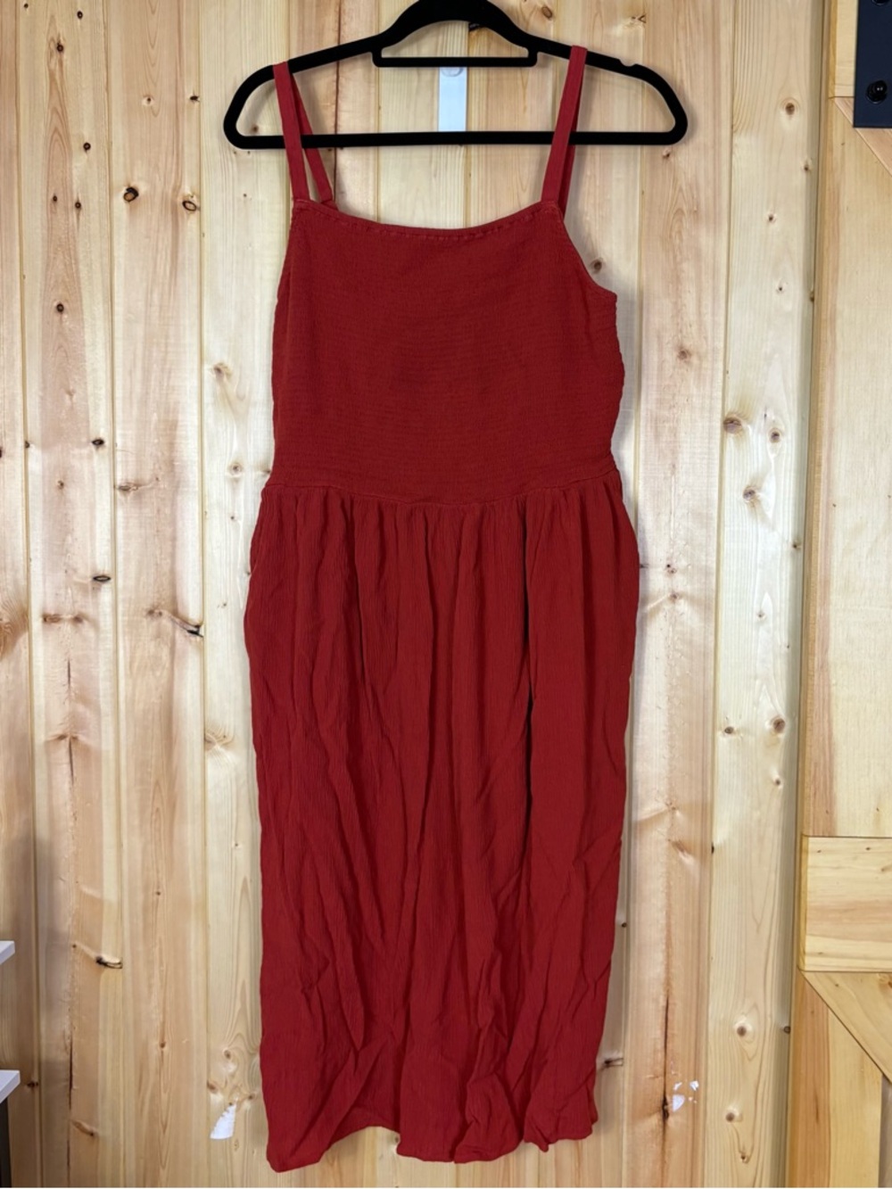 Old Navy Smocked Cami Dress Large Yes I Cayenne Pockets Stretch Comfort Casual
